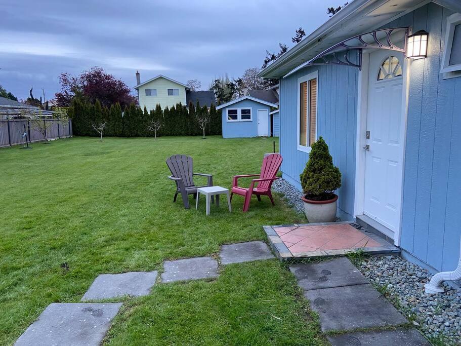 Adorable 2-Bedroom Guesthouse With Free Parking Victoria Bagian luar foto